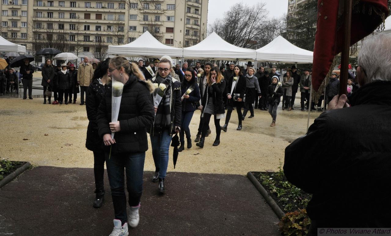 Cérémonie Place Paul Mistral Grenoble