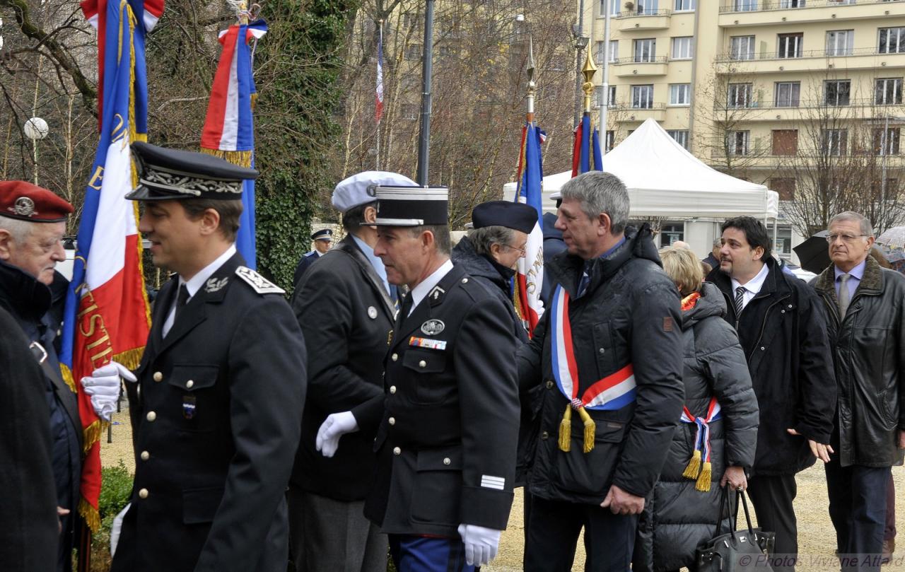 Cérémonie Place Paul Mistral Grenoble