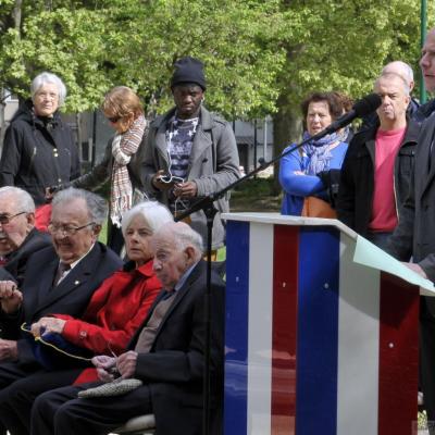  Photos Viviane Attard