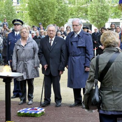 20150426 Commemoration au monument aux morts